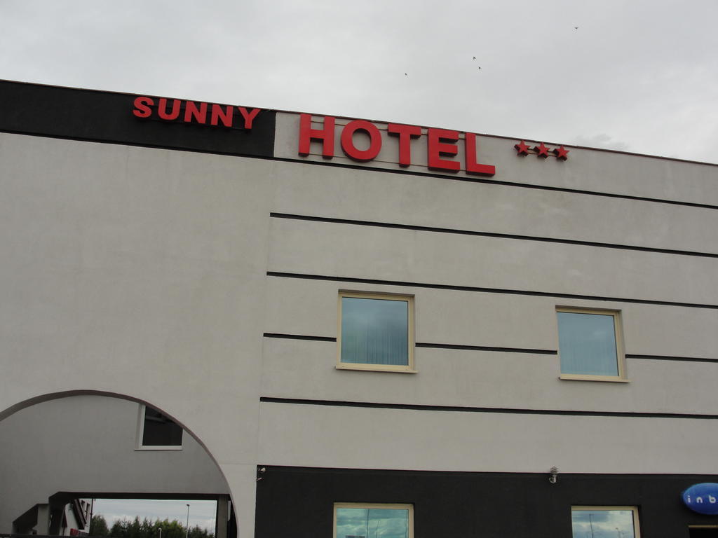 Hotel Sunny Poznań Exteriör bild