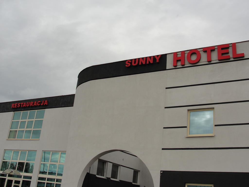 Hotel Sunny Poznań Exteriör bild